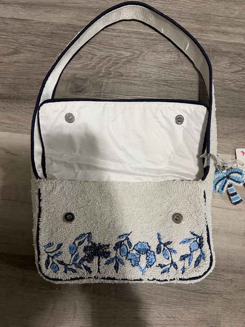 Made in India • Blue and White Beaded Palm Tree Shoulder Bag - Picture 3 of 6
